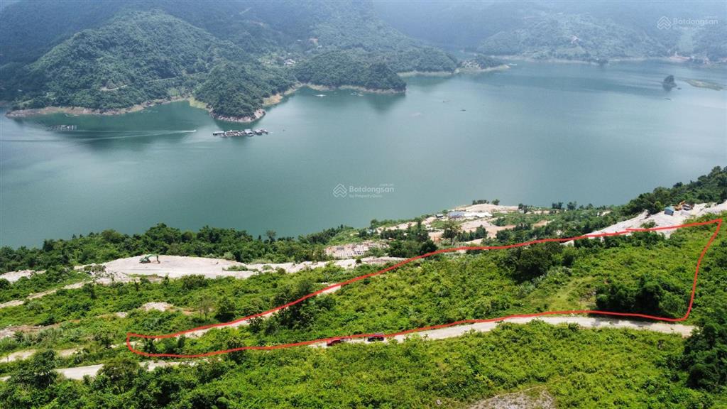 Không còn nhiều cơ hội để sở hữu những lô đất view hồ hòa bình đẹp như này, 4000 m2 đất thương mại