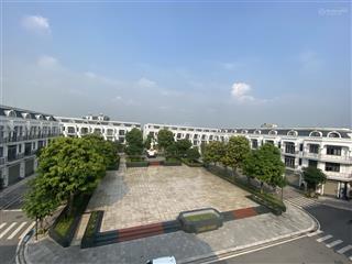 Bán gấp căn liền kề 70m2 view quảng trường, giá nhỉnh 11 tỷ rẻ nhất dự án 319 đông anh