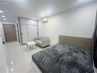 Duy nhất căn studio dt 30m2 bc đông nam, sảnh chờ lễ tân. giá 2,1 tỷ  0868 782 ***