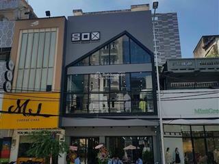 Giá rẻ! bán nhà siêu khan hiếm mặt tiền trường sa phú nhuận (6,5x18m) 4 tầng hđ 92 tr/th giá 25 tỷ