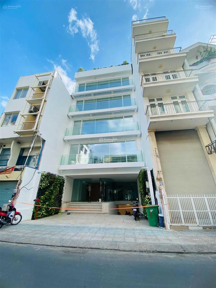 Hạ giá ! bán gấp tòa nhà mặt tiền trần nhật duật q1 (4,5x30m) hầm 8 tầng hđ 125 tr/th chỉ 44 tỷ