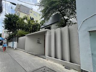 Chiếc nhà từng được vtv lên sóng (15x25m)có sân vườn siêu hiếm quận 1 chỉ 90tr/tháng