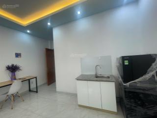 Cho thuê phòng đường thành thái quận 10 (gần đh bách khoa, đh hoa sen, đh kinh tế, đh y dược. 6tr