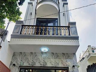 Bán căn nhà 90m2 diện tích sử dụng 270m nằm kế bên chợ bình chánh, kết nối trực tiếp đường 1a