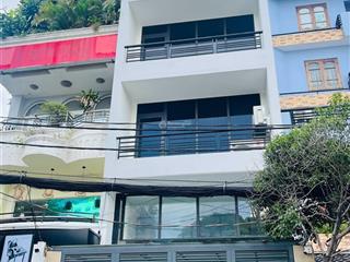 Nhà cho thuê mt núi thành, ngay etown. dt 6x20m. hầm trệt 4 lầu, sàn trống suốt. giá 50tr/tháng,