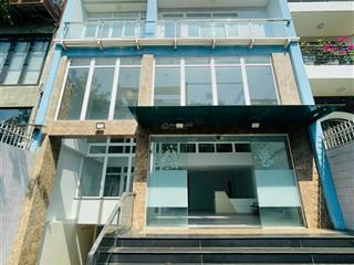 Cho thuê nguyên căn mt hoa đào. dt 8x18m. hầm trệt 3 lầu. thang máy. sàn suốt