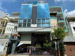 Tòa nhà văn phòng mt hồng hà ngay sân bay. dt 9x22m. hầm trệt 5 lầu. sàn trống suốt rộng