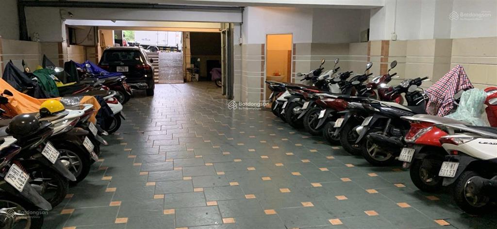Tòa nhà cho thuê mt đường phan đăng lưu, phường 3. dt 8,5x20m. hầm  9 tầng. đầy đủ hệ thống vp