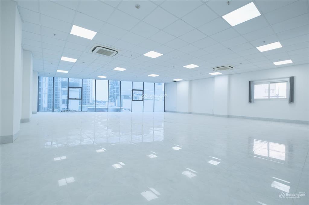 Cho thuê tòa nhà mt đường hoàng minh giám, phường 9. dt 12x20m. hầm  7 tầng. pccc đầy đủ