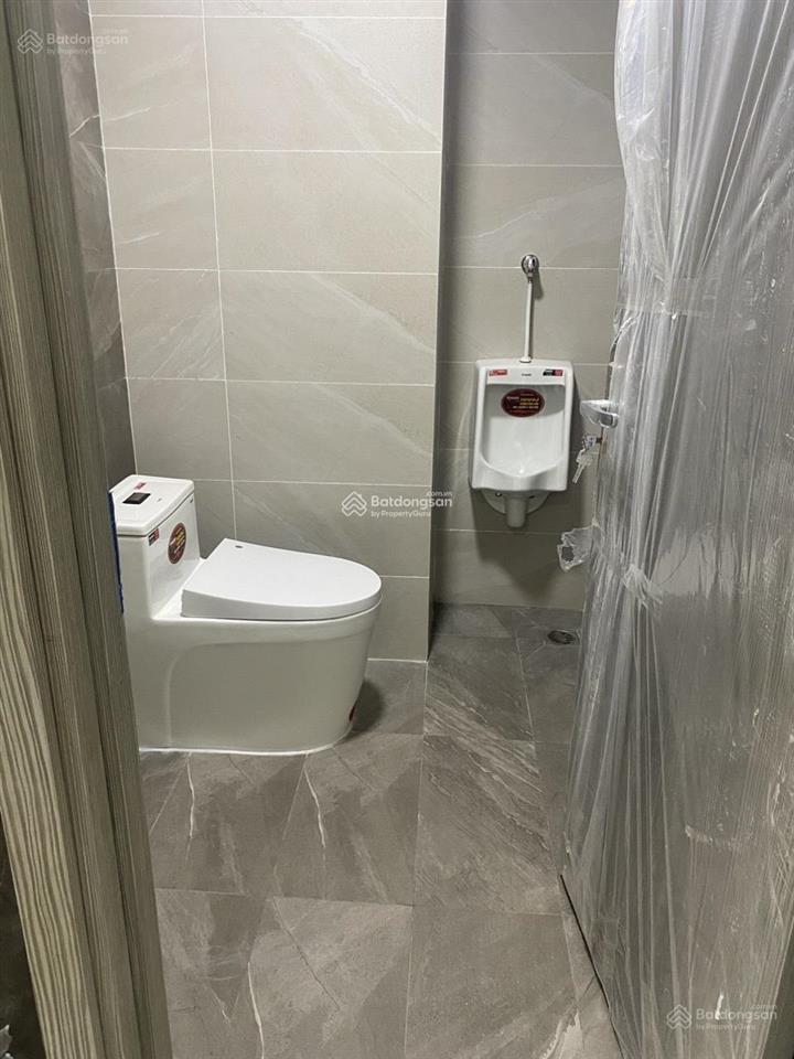 Tòa nhà cho thuê đường thích quảng đức, phường 5. dt 7,5x20m. hầm  7 tầng. pccc đầy đủ.