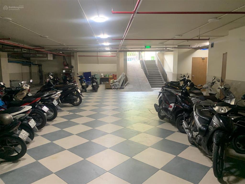 Cho thuê tòa nhà đường trần hữu trang, phường 10. dt 10x27m. hầm  6 tầng. sàn trống suốt. pccc