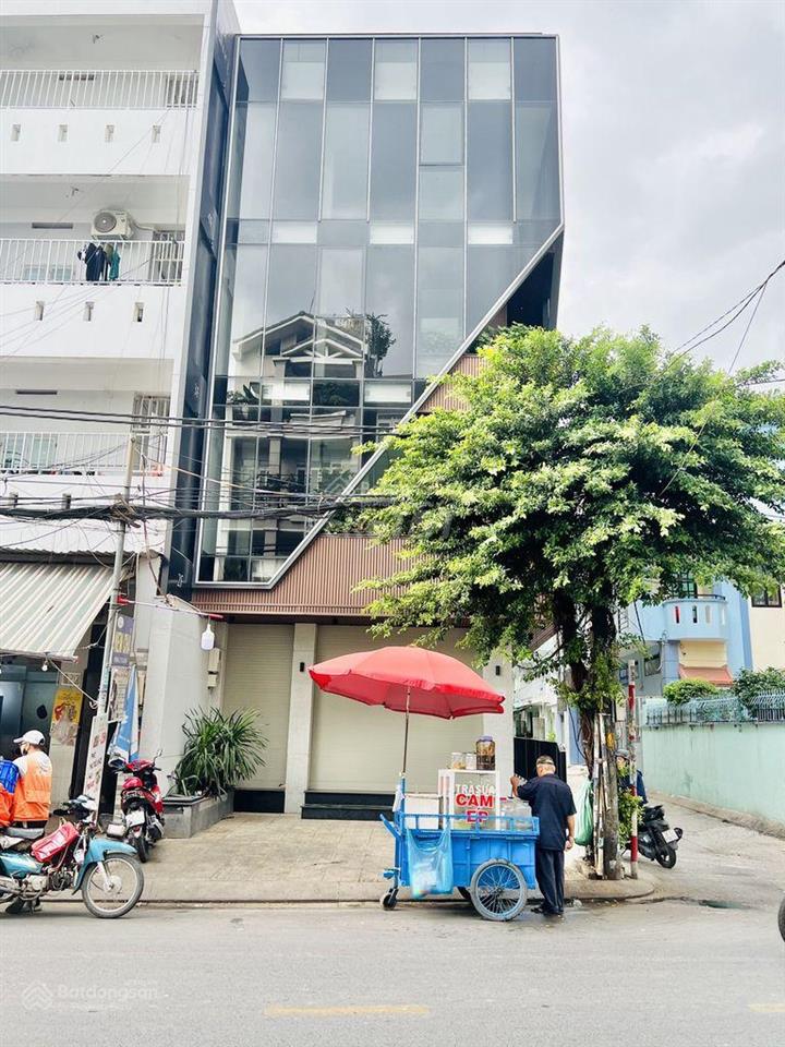 Cho thuê nguyên căn hẻm 8m thông đường võ oanh(d3), phường 25. dt 8x17m. trệt 5 tầng. thang máy