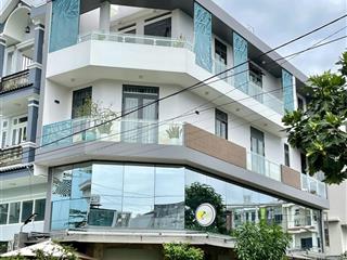 Nhà gần trần não căn góc 2 mặt tiền sân để oto, trệt 3 lầu 3 phòng ngủ giá thuê 35 triệu
