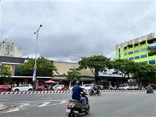 Chính chủ chào bán tòa nhà 5 tầng nguyễn văn linh rất đẹp