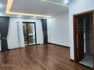Bán nhà nguyễn sơn hơn 7 tỷ, 41m, ngõ thông, 4 pn, chủ tự xây, sổ đỏ đẹp, gần ô tô tránh