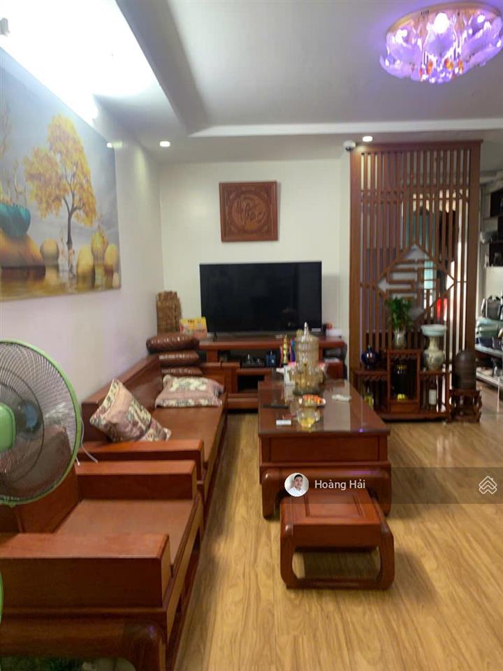 Cực hiếm căn góc chcc sát việt hưng 77,5m2 3pn/2wc ban công đông nam thoáng mát giá 4,26 tỷ