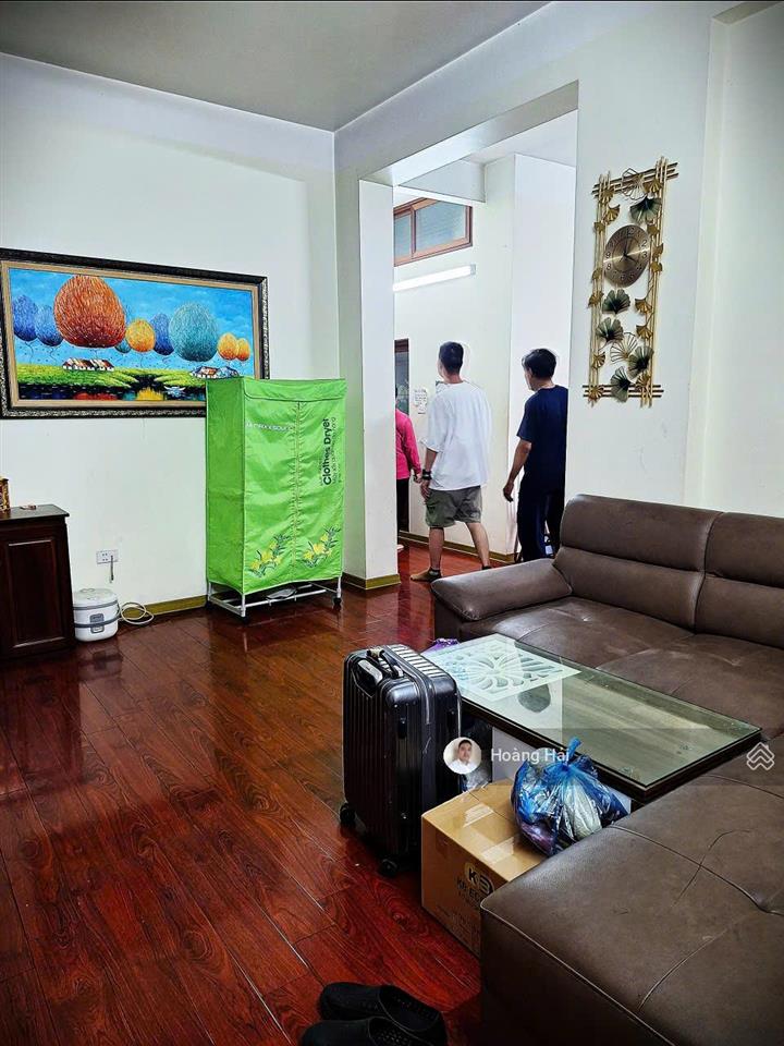 Chung cư việt hưng 80m2 2pn, 2wc 2 ban công thoáng mát giá 3,29 tỷ