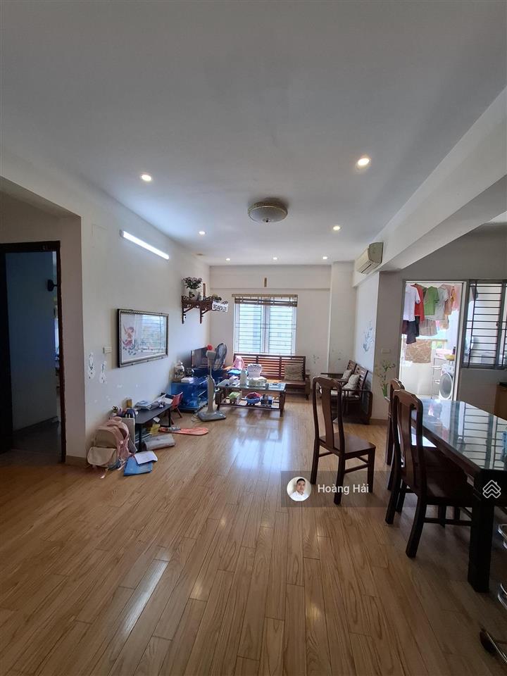 Bán chcc việt hưng 97m2 3pn, 2wc ban công đông nam cực mát giá 5,89 tỷ