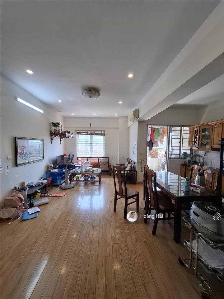 Bán chcc việt hưng 97m2 3pn, 2wc ban công đông nam cực mát giá 5,89 tỷ