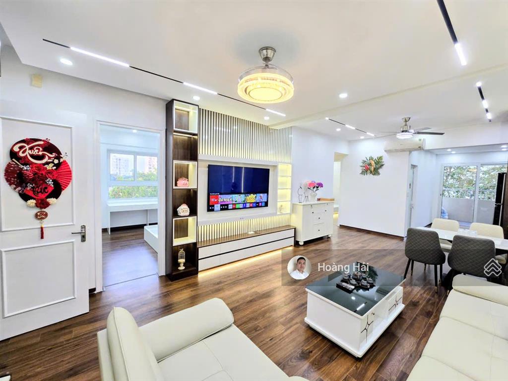 Bán căn hộ chung cư đẹp tại việt hưng, 6,99 tỷ, 102 m2, đầy đủ nội thất