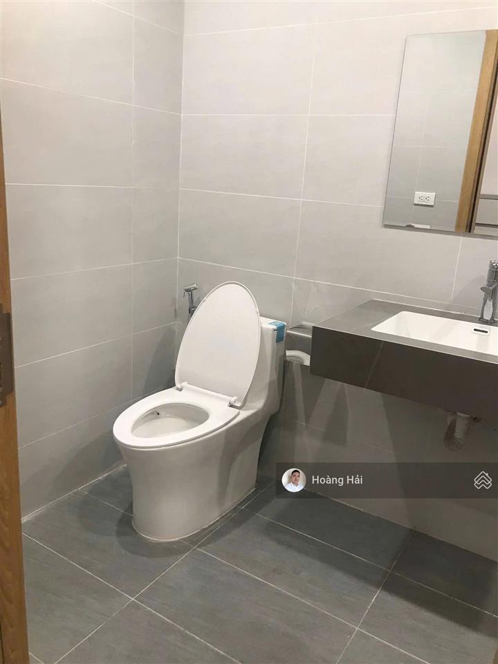 Bán ch valencia garden việt hưng 61m2 2 phòng ngủ ban công đông nam view vinhome cực đẹp