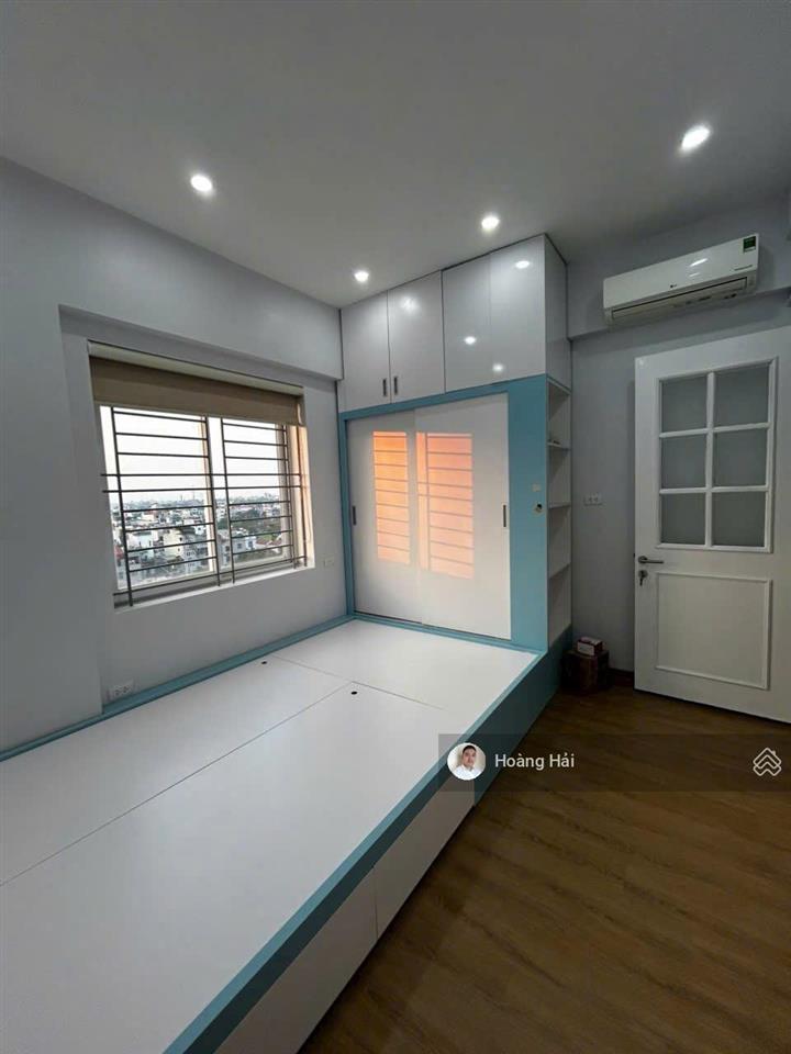 Bán chcc kđt việt hưng diện tích 76m2 2pn/1wc nhà đẹp thoáng mát, giá 4,69 tỷ