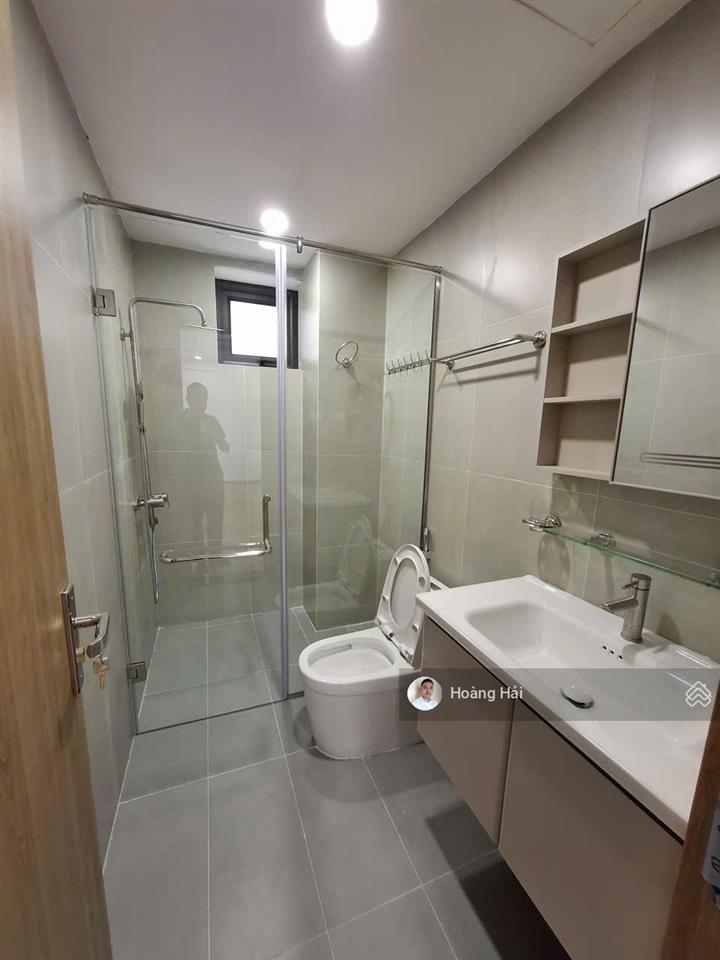 Siêu phẩm việt hưng thang máy căn góc 2 phòng ngủ full nội thất