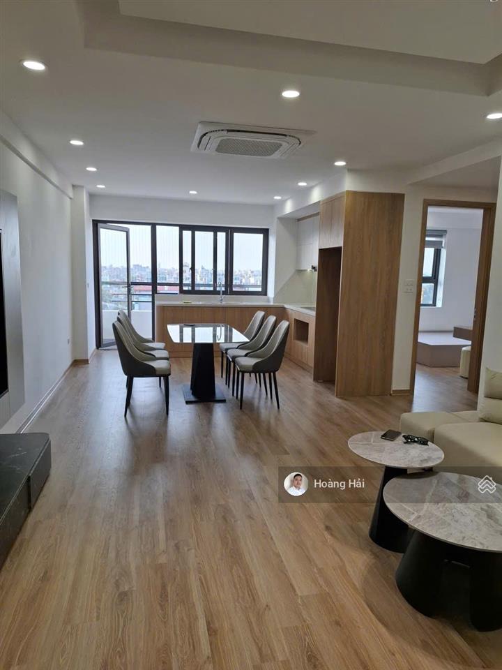 Siêu phẩm việt hưng thang máy căn góc 2 phòng ngủ full nội thất