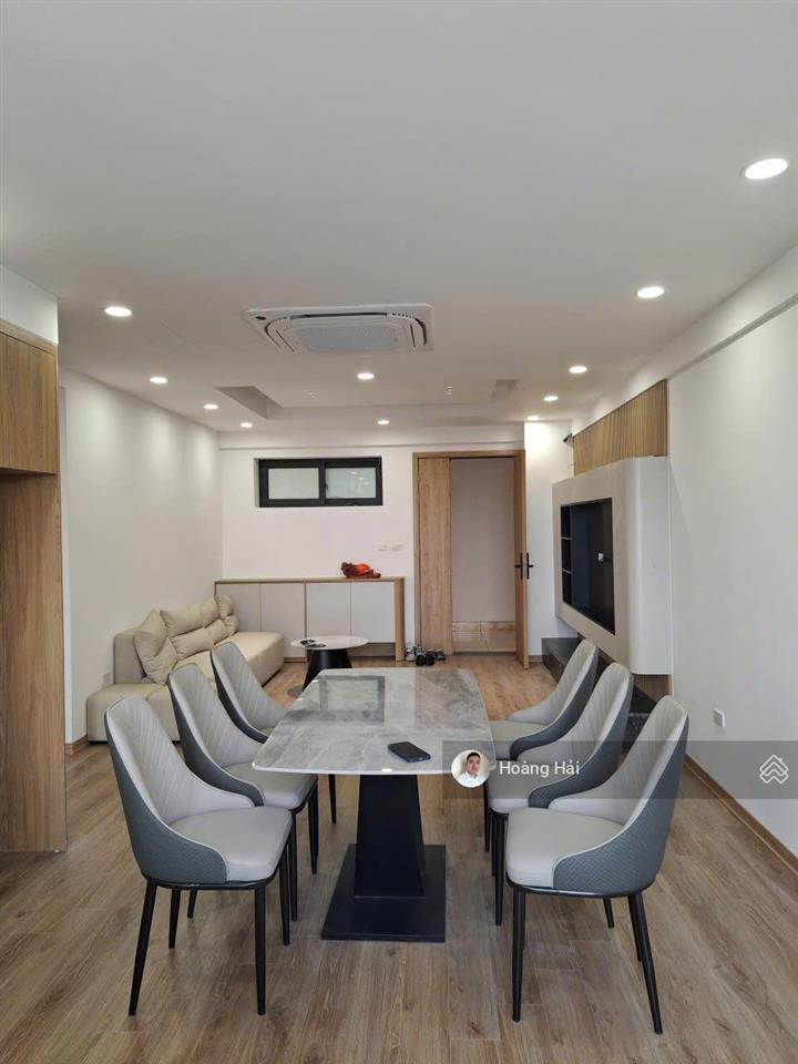 Siêu phẩm việt hưng thang máy căn góc 2 phòng ngủ full nội thất