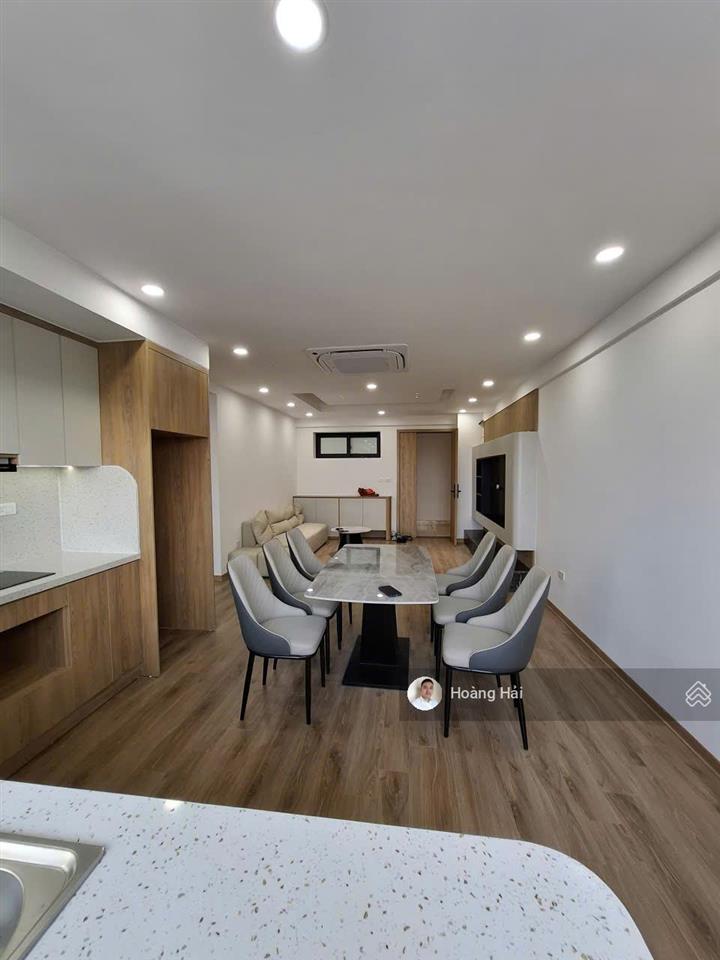 Siêu phẩm việt hưng thang máy căn góc 2 phòng ngủ full nội thất