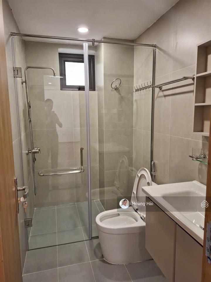 Siêu phẩm việt hưng thang máy căn góc 2 phòng ngủ full nội thất