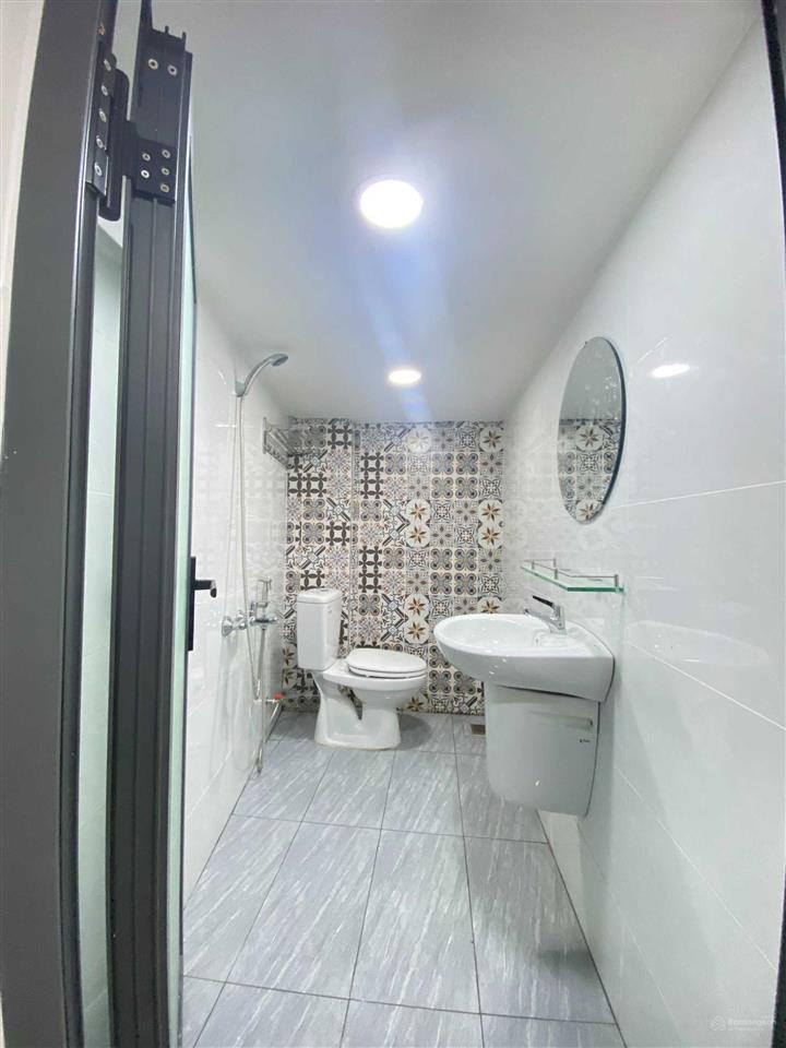 Chdv cao cấp duplex 2 pn riêng  full nội thất  mặt tiền 47 phó đức chính  trung tâm quận 1