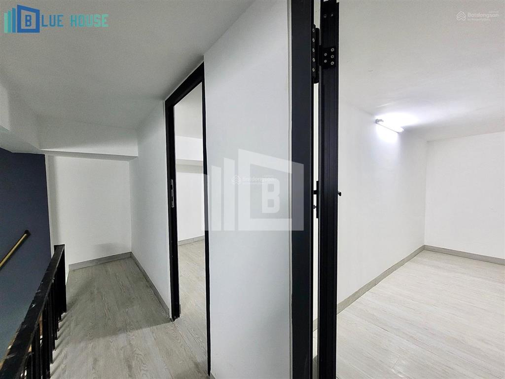 Duplex 2 phòng ngủ riêng  full nội thất  trung tâm quận 1  đối diện chợ bến thành