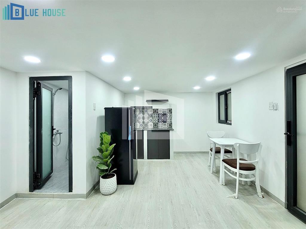 Duplex 2 phòng ngủ riêng  full nội thất  trung tâm quận 1  đối diện chợ bến thành