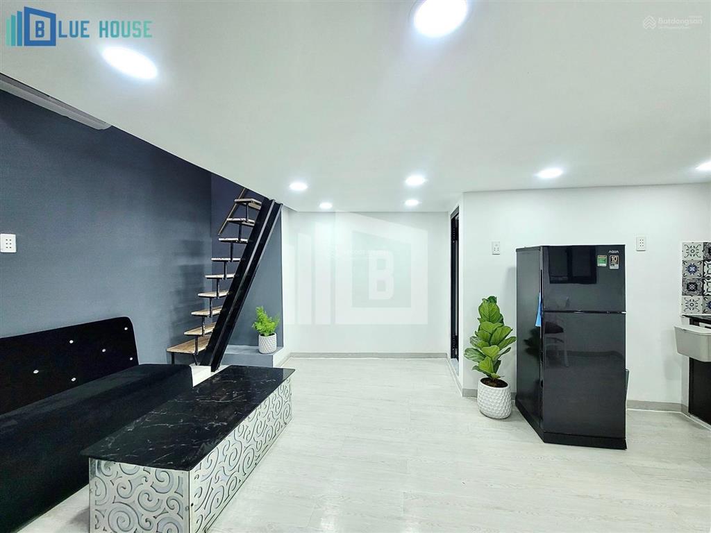 Duplex 2 phòng ngủ riêng  full nội thất  trung tâm quận 1  đối diện chợ bến thành