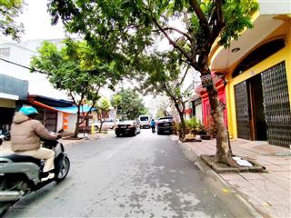 Mặt đường trại lẻ  ngã 3 đặng ma la kinh doanh cực đỉnh, vỉa hè siêu rộng