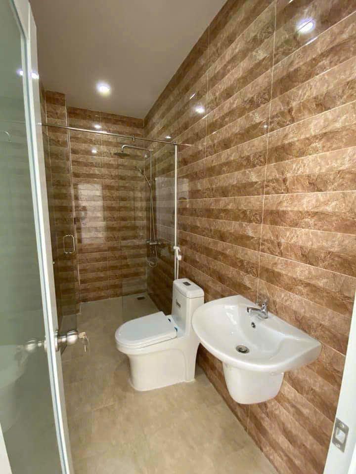 Bán nhà 1 trệt 1 lửng 1 lầu phường Phú Tân.Cách đại lộ đồng khởi 300m