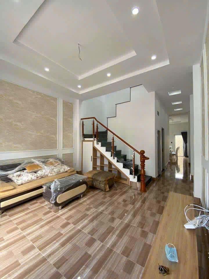 Bán nhà 1 trệt 1 lửng 1 lầu phường Phú Tân.Cách đại lộ đồng khởi 300m