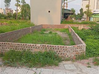 Bán đất khu 6.9 ha trịnh văn bô kéo dài hoài đức, phân lô, vỉa hè, ô tô tránh, dt 75m2 giá 175tr/m2