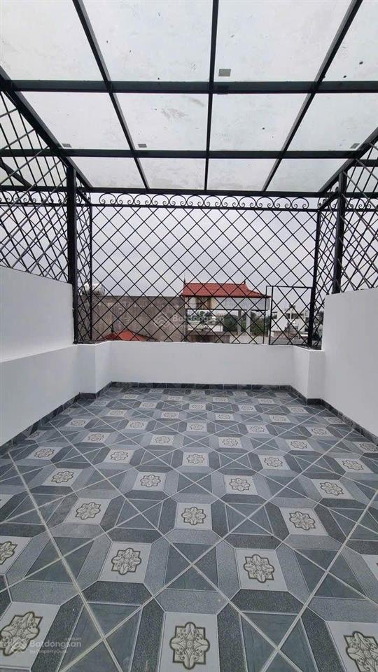 Nhà 61m xây 6 tầng, thang máy, sân để ô tô đường rộng ô tô tránh phố tư đình, long biên, hn 15.3 tỷ