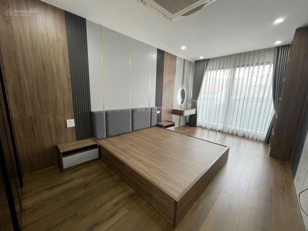 Nhà 43.5/47m xây 6 tầng, thang máy, gara ô tô, full nội thất ở 604 ngọc thụy, long biên 13.95 tỷ
