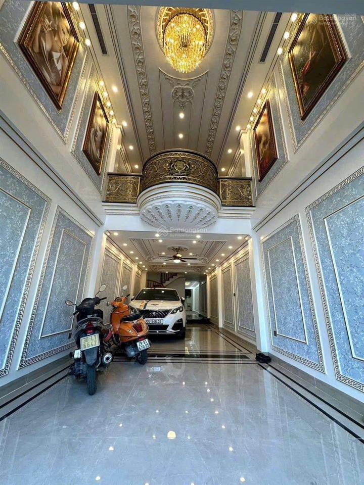 Bán nhà 92m2 xây 7 tầng, thang máy, full nội thất mặt phố ngô gia tự, long biên, hà nội 29 tỉ