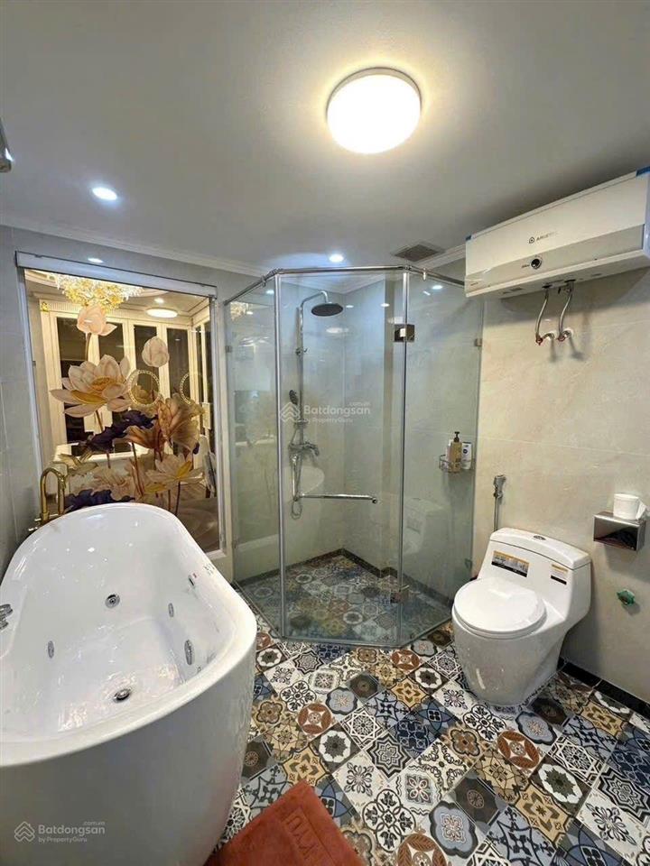 Bán nhà 92m2 xây 7 tầng, thang máy, full nội thất mặt phố ngô gia tự, long biên, hà nội 29 tỉ