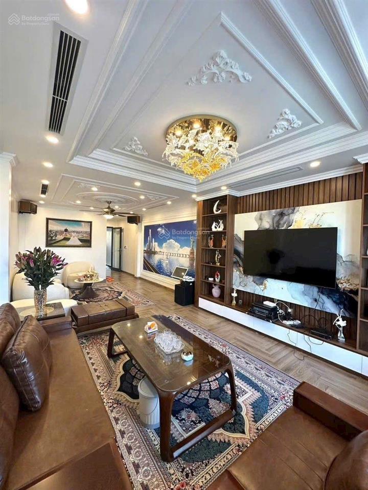 Bán nhà 92m2 xây 7 tầng, thang máy, full nội thất mặt phố ngô gia tự, long biên, hà nội 29 tỉ