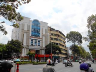 Bán nhà phố trần hưng đạo, hiếm như vàng , 3pn , 5 t , cách phố 1 nhà , ngõ 3 gác quay đầu 6.45 tỷ