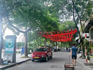 Bán apartment, phố trịnh công sơn, view hồ tây, 136m x 8 tầng