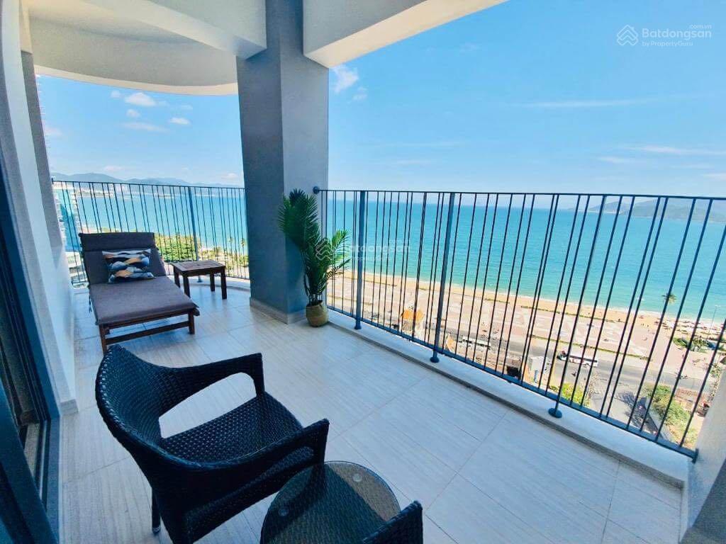 Cần bán nhanh căn studio 1,9 tỷ hướng phố