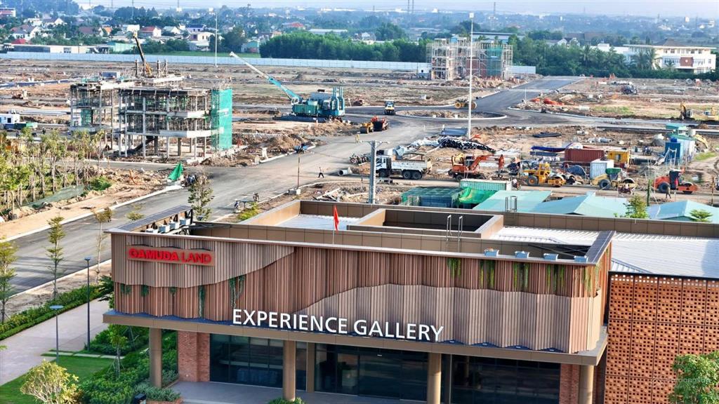 Shophouse dãy m  khách cần thu hồi vốn shophouse