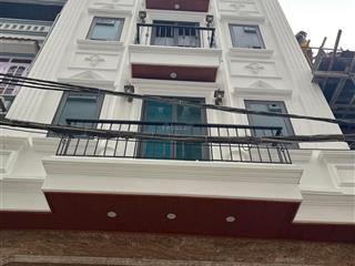Bán nhà phố nguyễn văn huyên 45m2 7 tầng thang máy, mặt tiền 4,2m, ngõ thông ô tô tránh, 18,5 tỷ