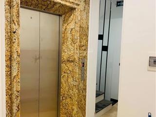 Bán nhà văn cao 48m2, 5 tầng, mặt tiền 3,8m, giá 13,9 tỷ, nhà mới cách phố 10m